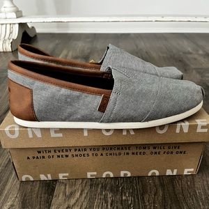 Toms - Classic - Frost Gray Chambray - Synthetic Leather Trim